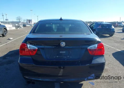 2006 BMW 330I z USA, uszkodzony, nr VIN WBAVB335X6KS33533